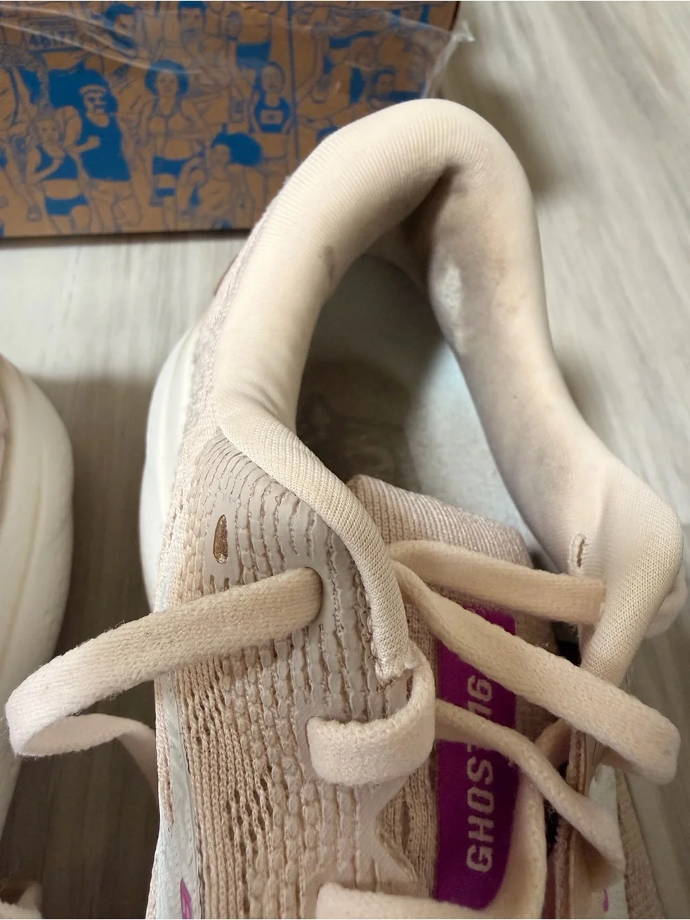 Brooks ghost 16